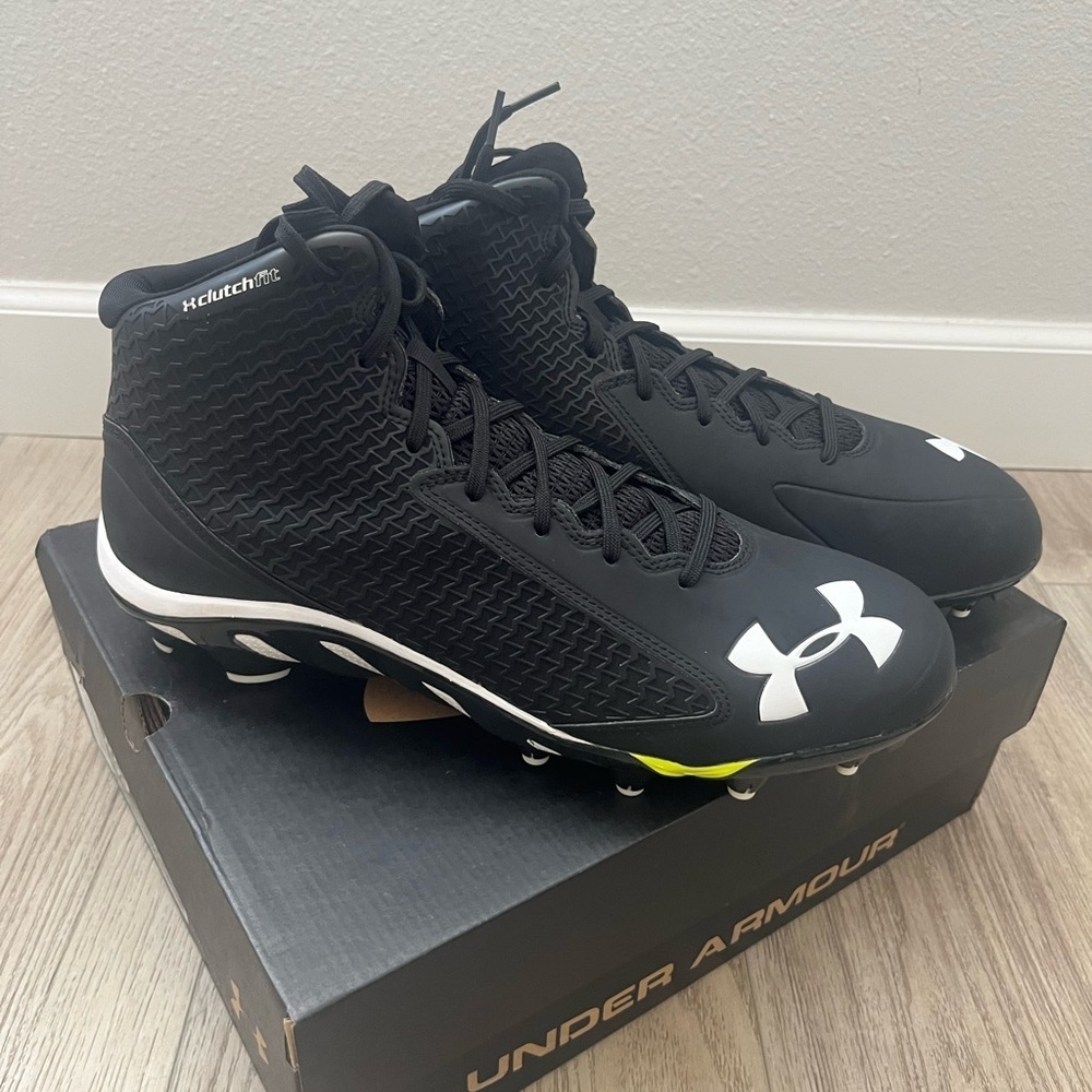 Mens Under Armour Clutchfit Football Cleats Size 13.5